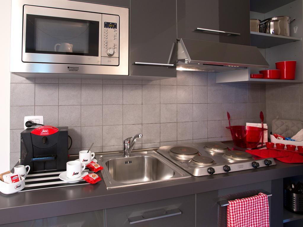 Lacroma Aparthotel Градо Номер фото